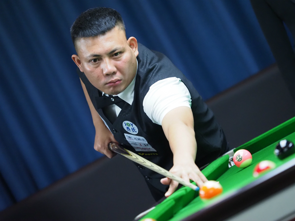 而罗贝托将 而罗贝托将