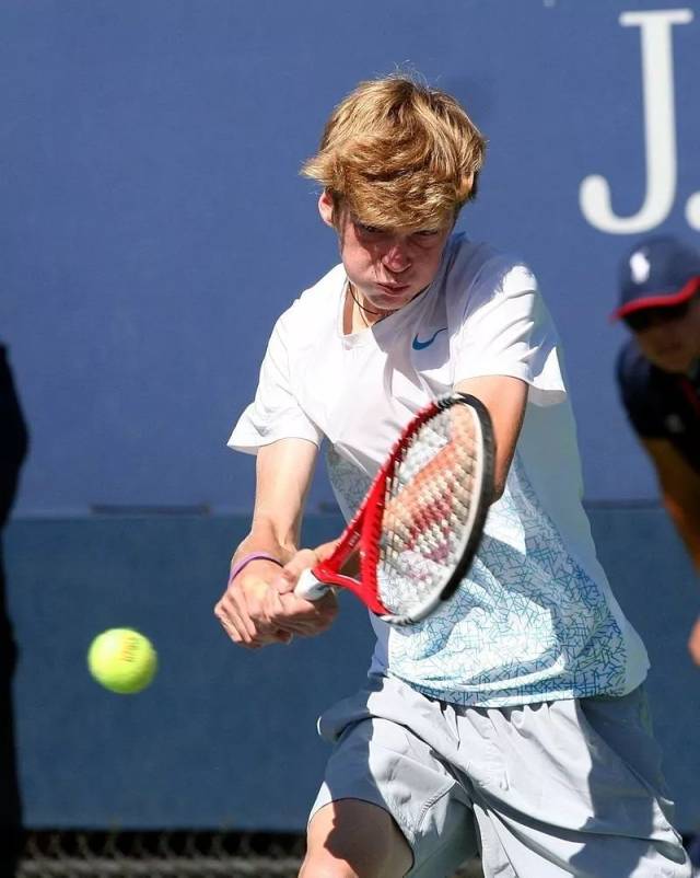 这样的表现 这样的表现